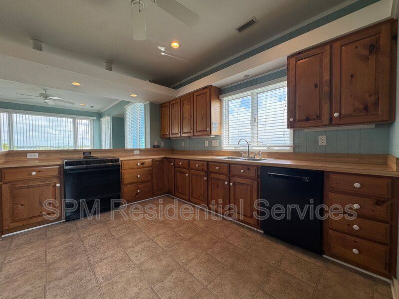 House for rent at 1154 Monroe Lane, Holly Ridge, NC 28445