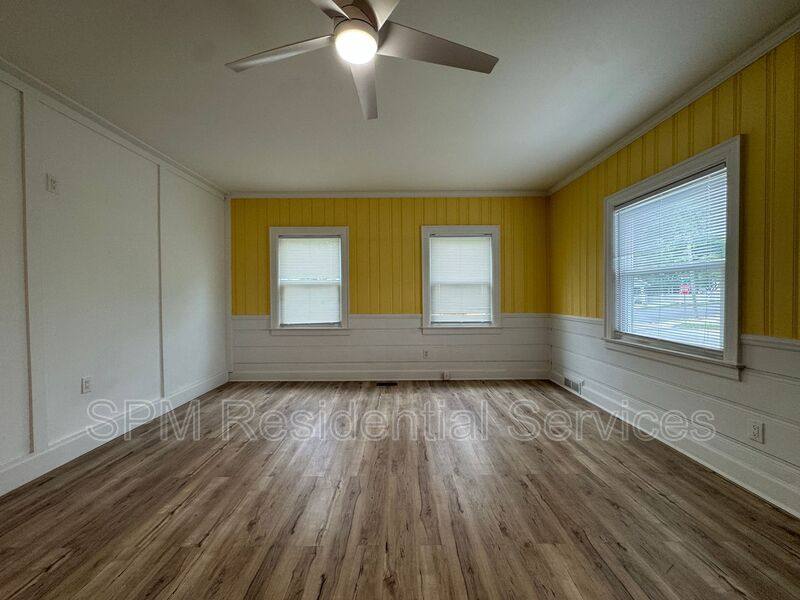Apartment for rent at 304 N 11th St #C, Wilmington, NC 28401