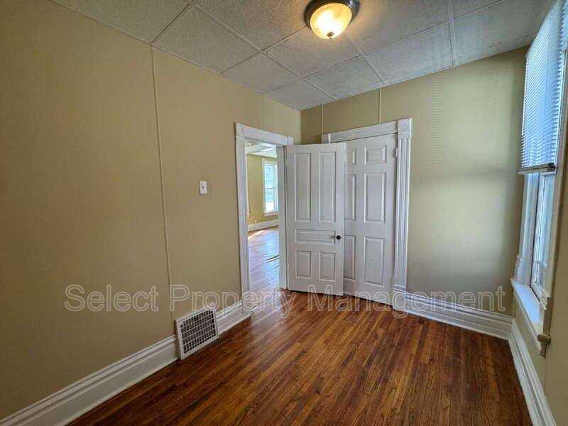 Apartment for rent at 3201 Dinnen Ave, Fort Wayne, IN 46807