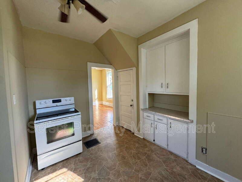 Apartment for rent at 3201 Dinnen Ave, Fort Wayne, IN 46807