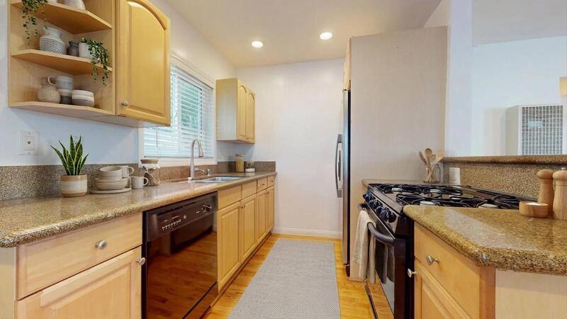 Apartment for rent at 1514 Manhattan Beach Blvd #B, Manhattan Beach, CA 90266