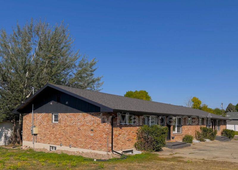 Apartment for rent at 2002 6th St NE #B, Great Falls, MT 59404