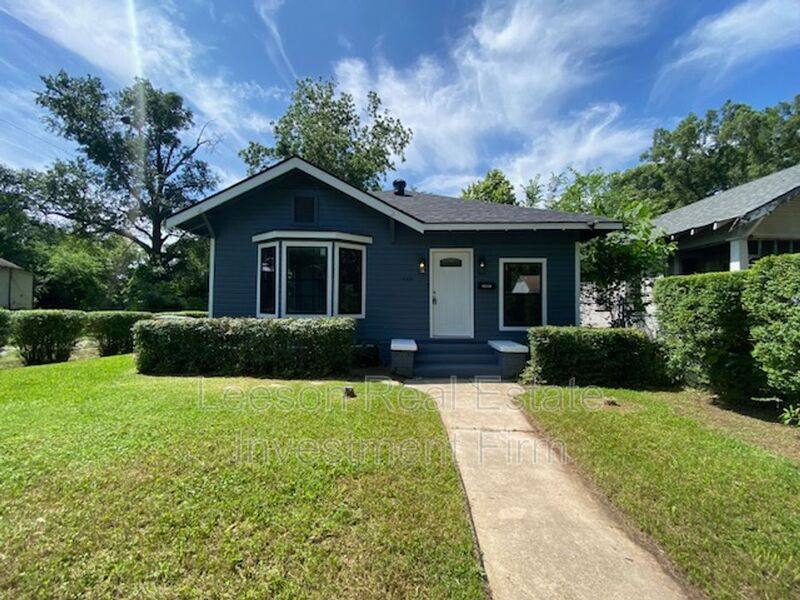 House for rent at 2401 Darien St, Shreveport, LA 71103