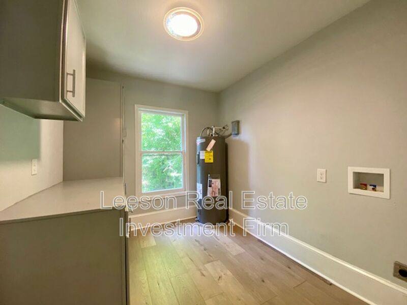 House for rent at 2401 Darien St, Shreveport, LA 71103
