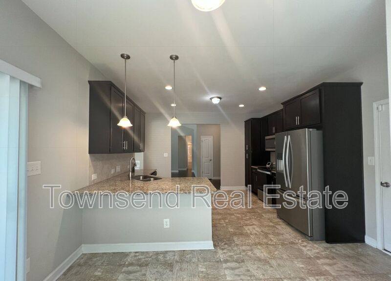House for rent at 2513 Owlands Court, Fayetteville, NC 28304