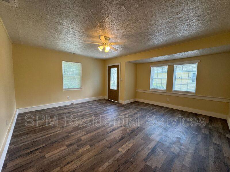 House for rent at 565 Manly Ave #A, Wilmington, NC 28405