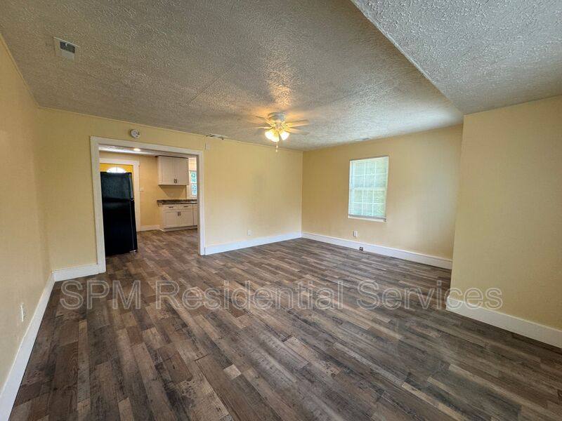 House for rent at 565 Manly Ave #A, Wilmington, NC 28405