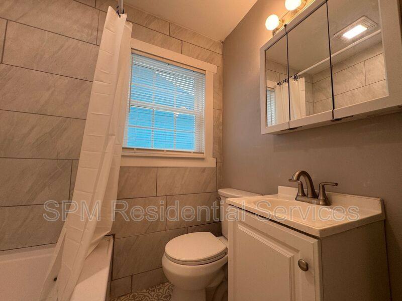 House for rent at 565 Manly Ave #A, Wilmington, NC 28405