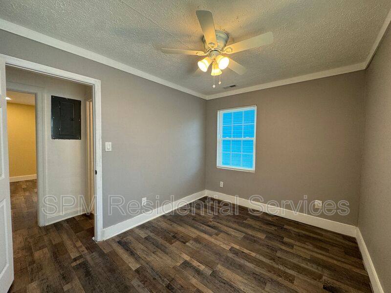 House for rent at 565 Manly Ave #A, Wilmington, NC 28405