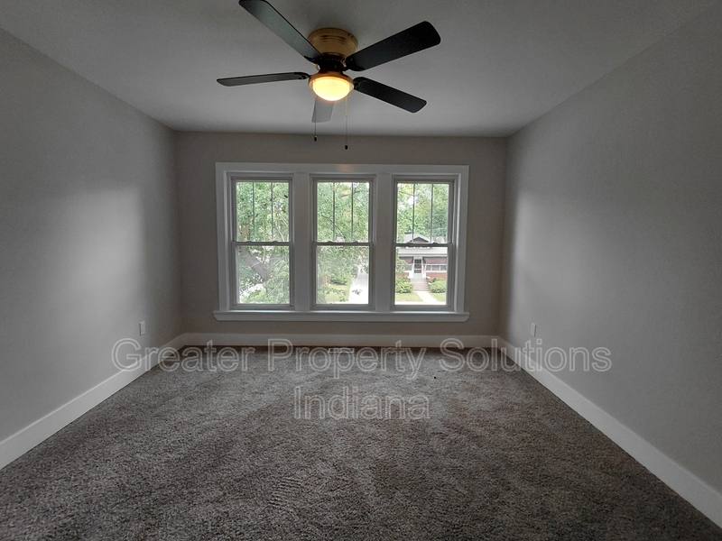 House for rent at 252 Lawndale St, Hammond, IN 46324