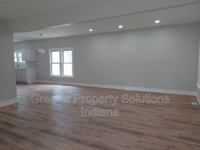 House for rent at 252 Lawndale St, Hammond, IN 46324