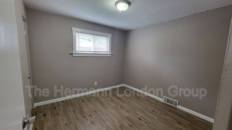 House for rent at 8720 Marcella Ave, Saint Louis, MO 63121