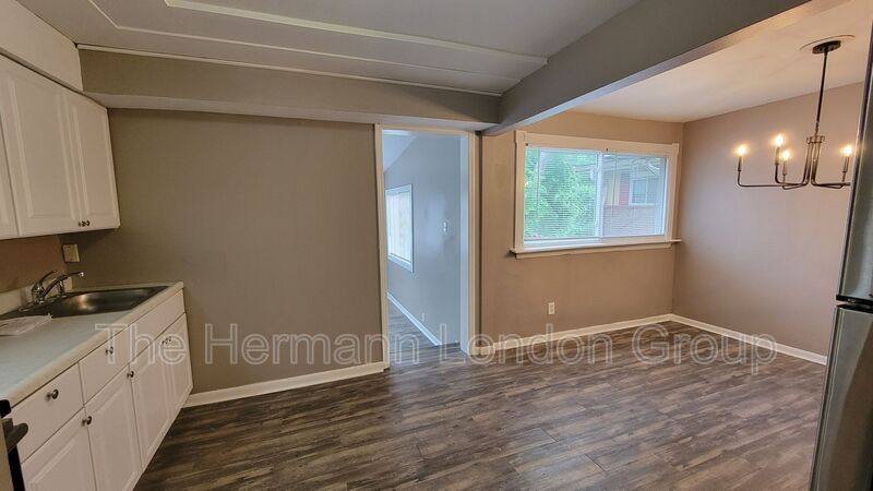 House for rent at 8720 Marcella Ave, Saint Louis, MO 63121