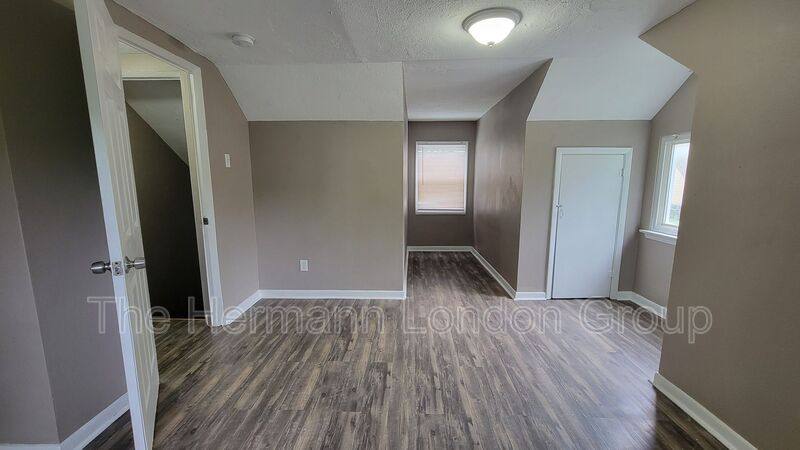 House for rent at 8720 Marcella Ave, Saint Louis, MO 63121