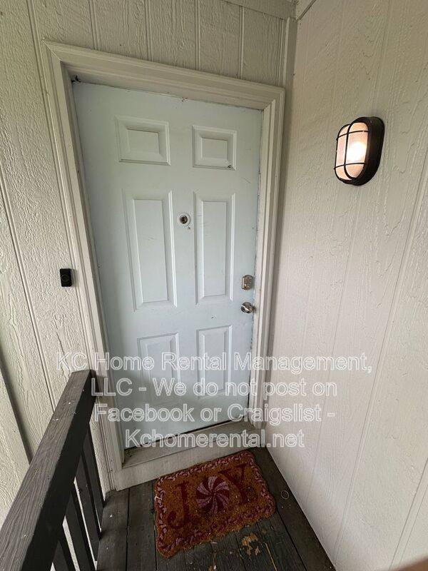 Apartment for rent at 4711 Switzer Rd, Shawnee, KS 66203