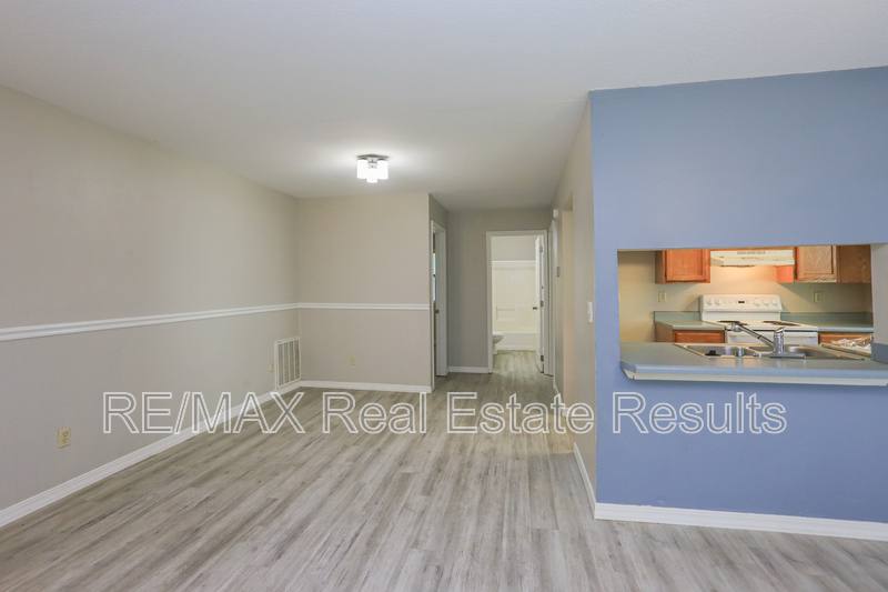 Apartment for rent at 205 White Oak Dr NE #C, Gravette, AR 72736