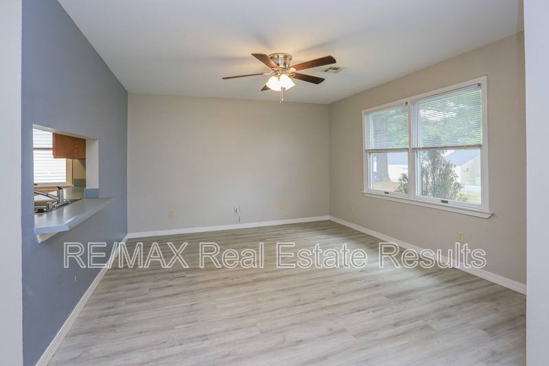 Apartment for rent at 205 White Oak Dr NE #C, Gravette, AR 72736