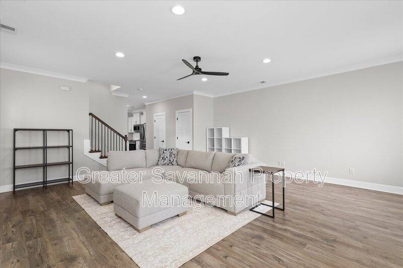 House for rent at 45 Grove Park Dr, Richmond Hill, GA 31324