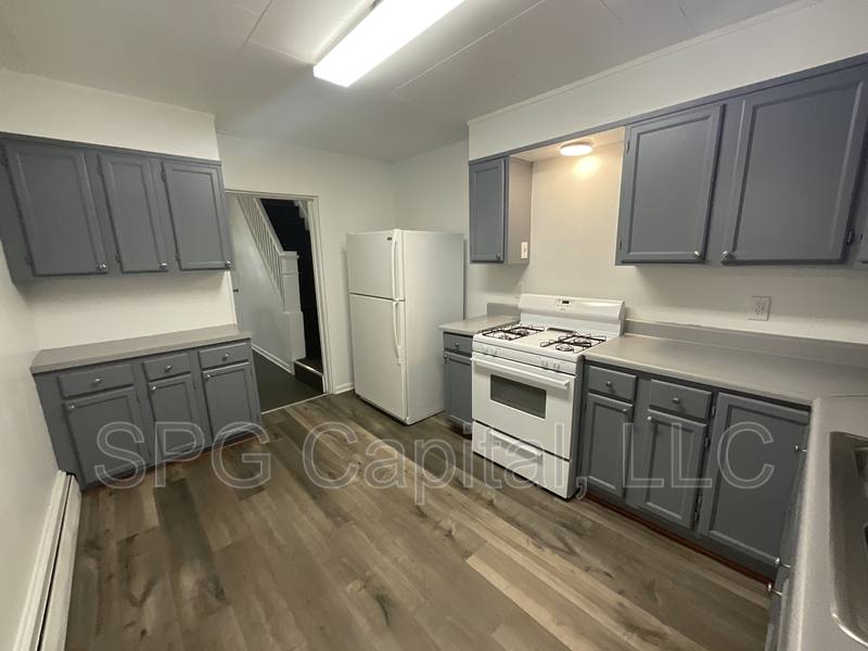 House for rent at 325 Lincoln St, Harrisburg, PA 17113