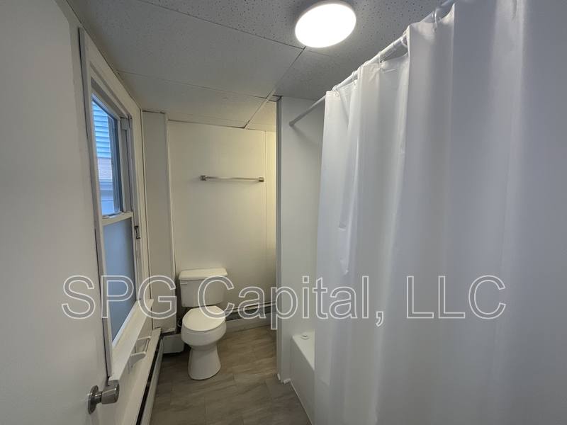 House for rent at 325 Lincoln St, Harrisburg, PA 17113