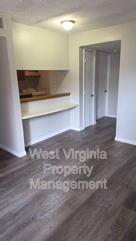Apartment for rent at 200 W Main St #102, Sophia, WV 25921