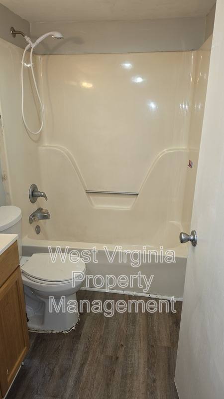 Apartment for rent at 200 W Main St #102, Sophia, WV 25921
