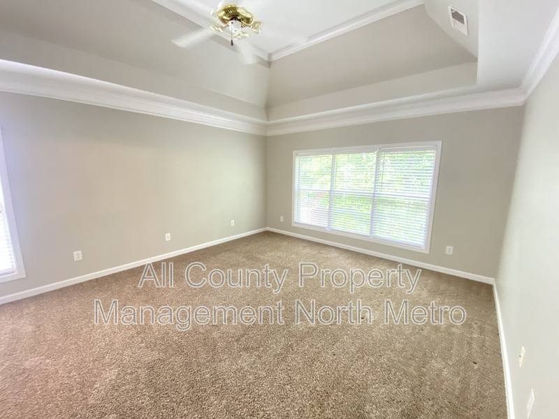 House for rent at 550 Elgaen Court, Roswell, GA 30075