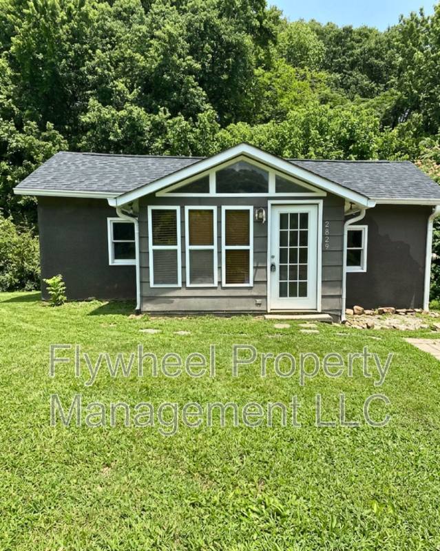 House for rent at 2829 New Jersey Ave, Chattanooga, TN 37406