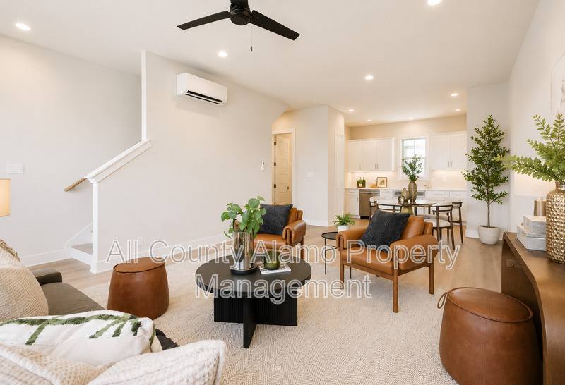 Townhouse for rent at 7930 Kennedy Hill, San Antonio, TX 78235