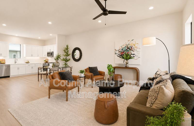 Townhouse for rent at 7930 Kennedy Hill, San Antonio, TX 78235