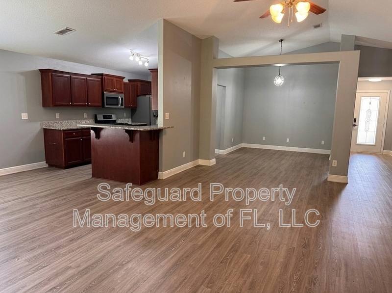 House for rent at 9615 Laramie Dr, Pensacola, FL 32506