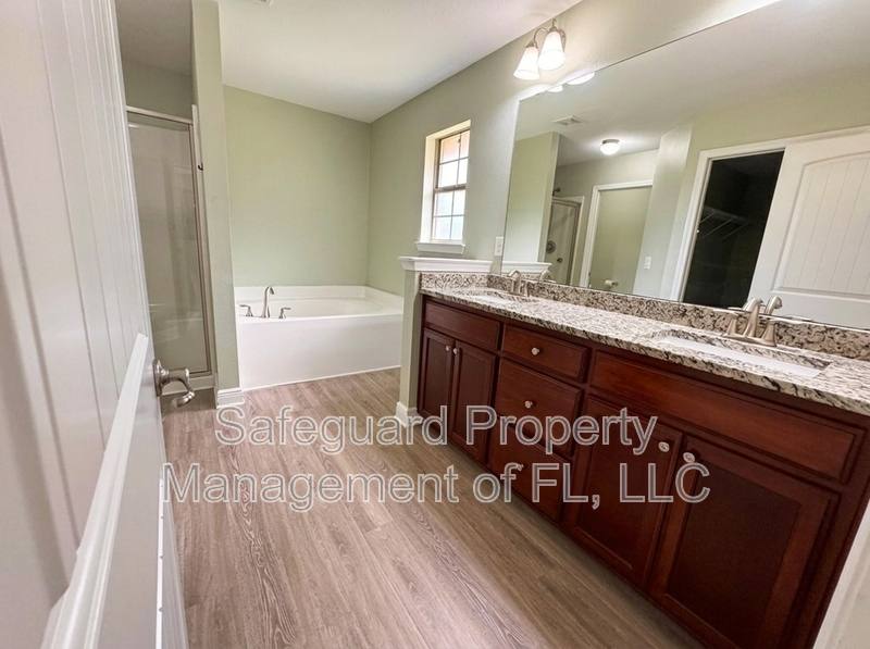 House for rent at 9615 Laramie Dr, Pensacola, FL 32506