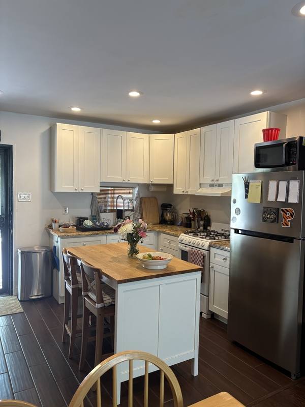 House for rent at 2144 Cherry St, Philadelphia, PA 19103