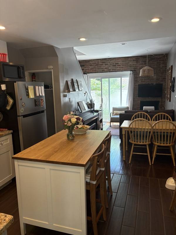 House for rent at 2144 Cherry St, Philadelphia, PA 19103