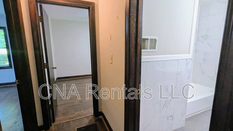 House for rent at 104 E Acres Dr SE, Marietta, GA 30067
