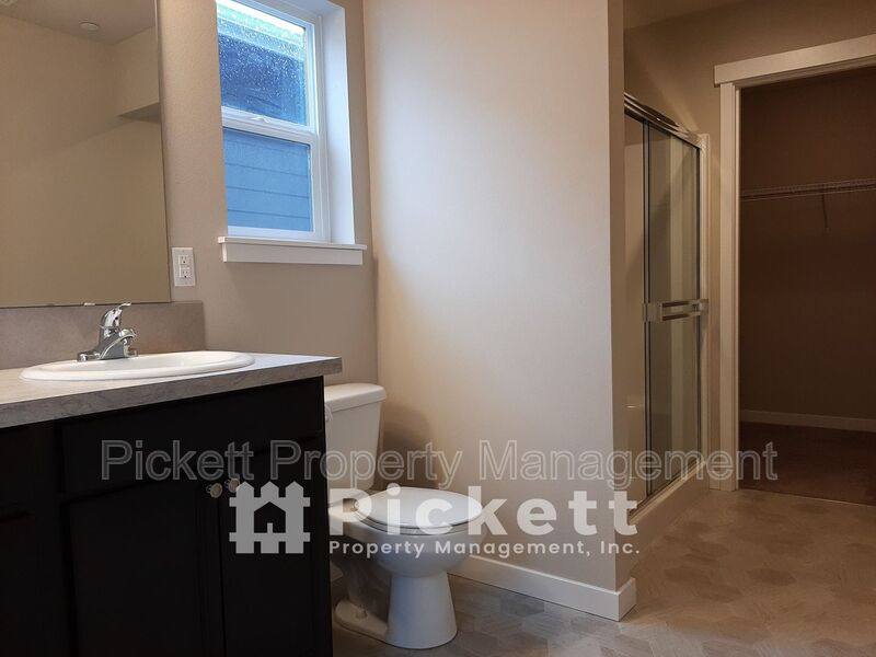 House for rent at 1004 Samara St, Bremerton, WA 98310