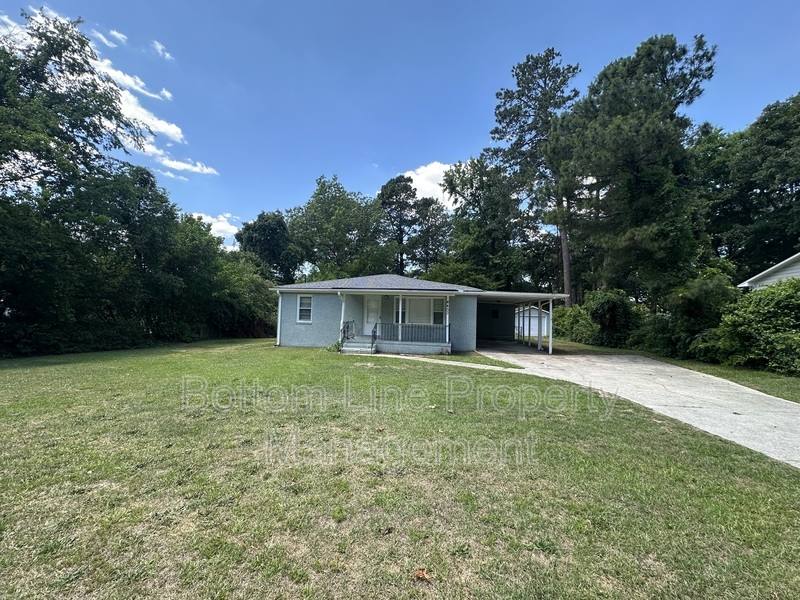 House for rent at 4453 Oakmont Circle, Fayetteville, NC 28311