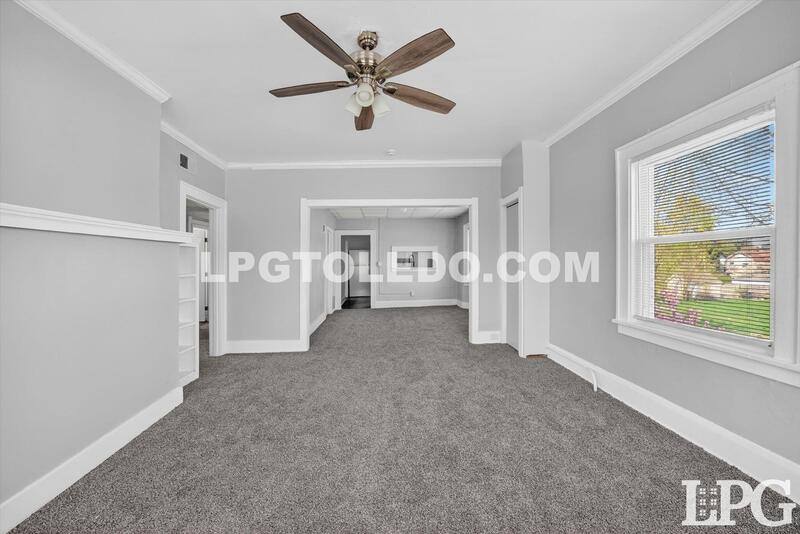 Apartment for rent at 1734 Arlington Ave, Toledo, OH 43609