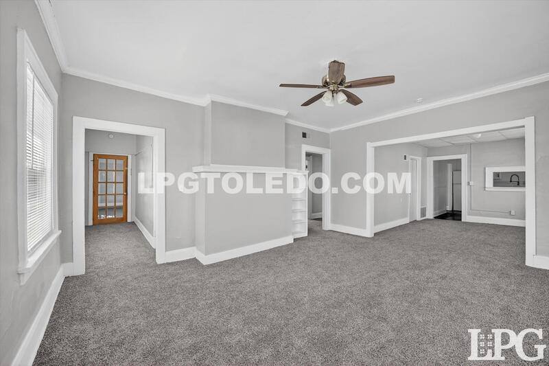 Apartment for rent at 1734 Arlington Ave, Toledo, OH 43609