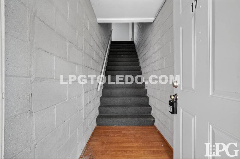 Apartment for rent at 1734 Arlington Ave, Toledo, OH 43609