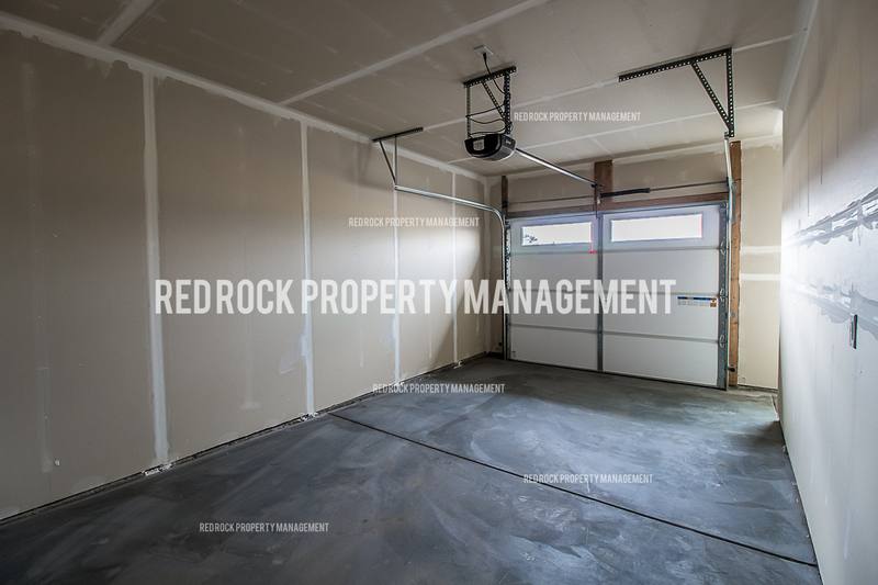 Apartment for rent at 323 S Woodlawn Lane, Spokane, WA 99216