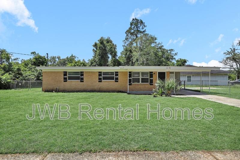 House for rent at 11075 Key Coral Dr, Jacksonville, FL 32218