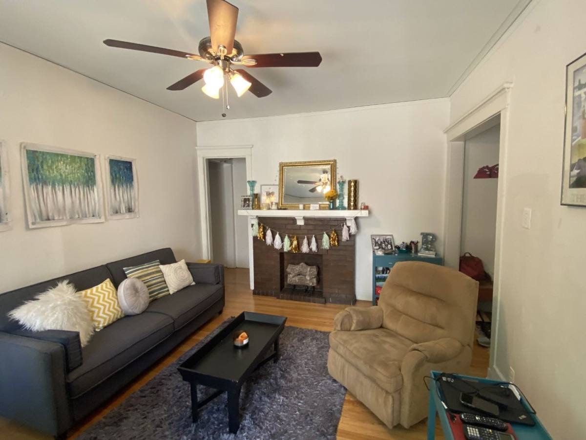 Apartment for rent at 915 W Cornelia Ave, Chicago, IL 60657