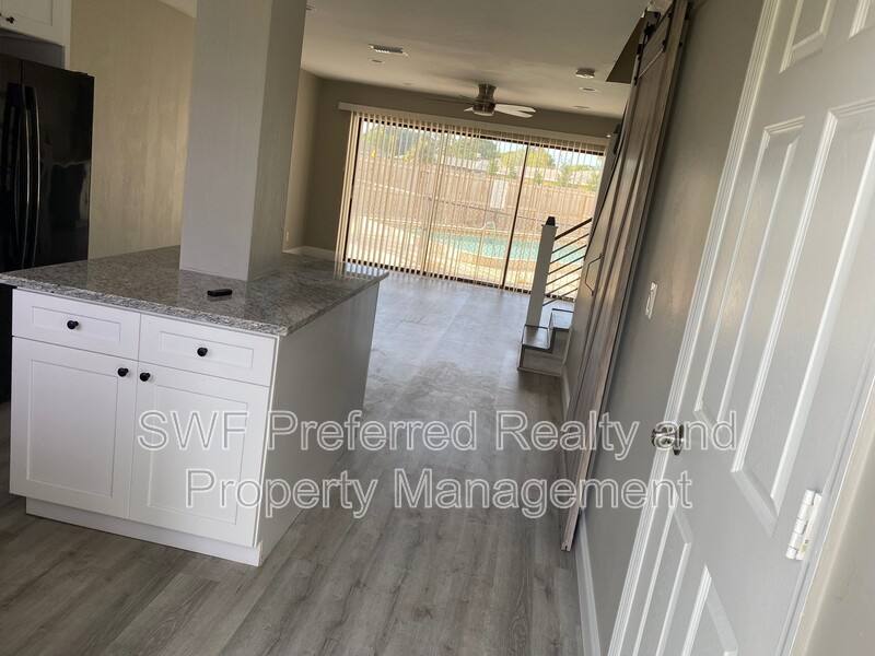 Townhouse for rent at 512 SE 43rd St #2, Cape Coral, FL 33904