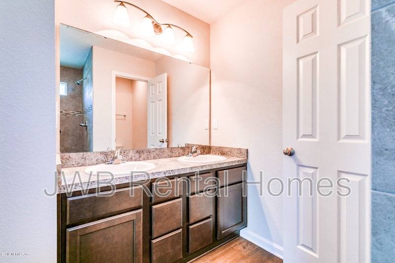 House for rent at 3789 St Augustine Rd, Jacksonville, FL 32207