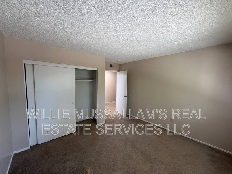 Apartment for rent at 2140 Palisade Ave #4, Modesto, CA 95350