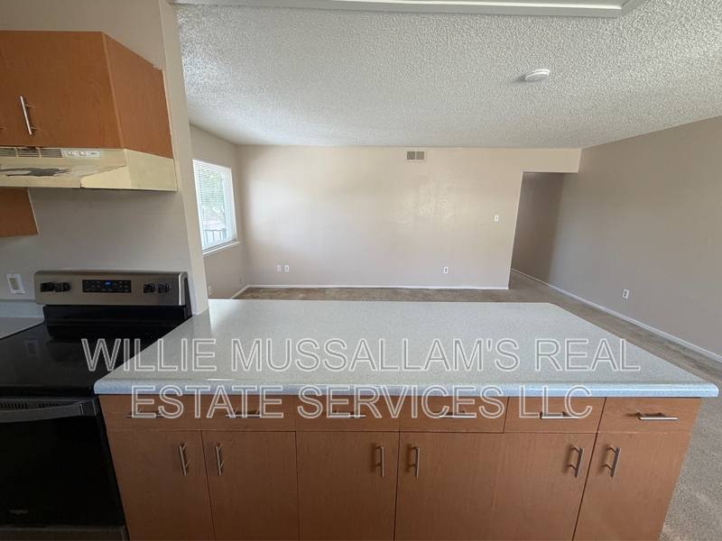 Apartment for rent at 2140 Palisade Ave #4, Modesto, CA 95350