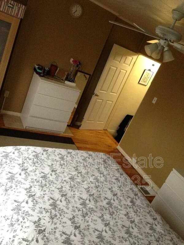 Townhouse for rent at 4243 Gladstone St #1, Pittsburgh, PA 15207