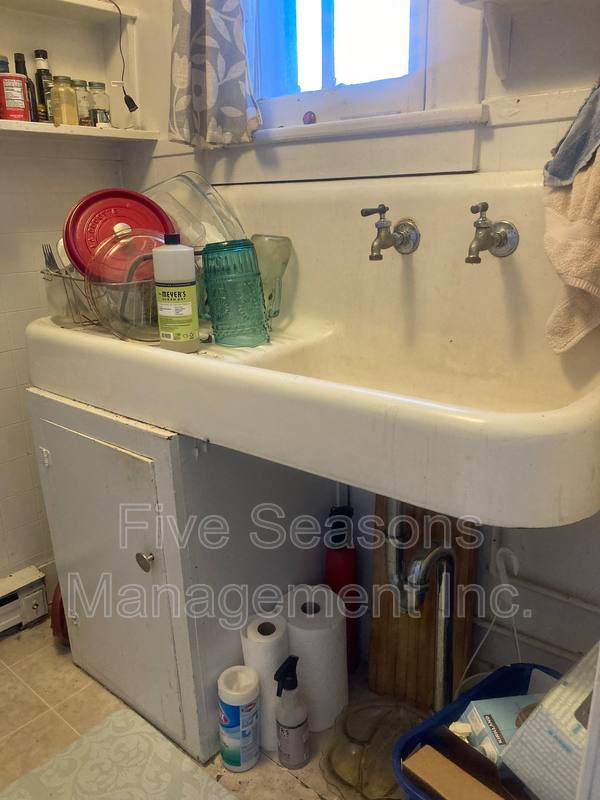 Apartment for rent at 71 S Willard St #2, Burlington, VT 05401