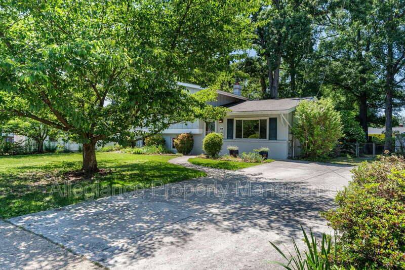 House for rent at 6610 Bowie Dr, Springfield, VA 22150